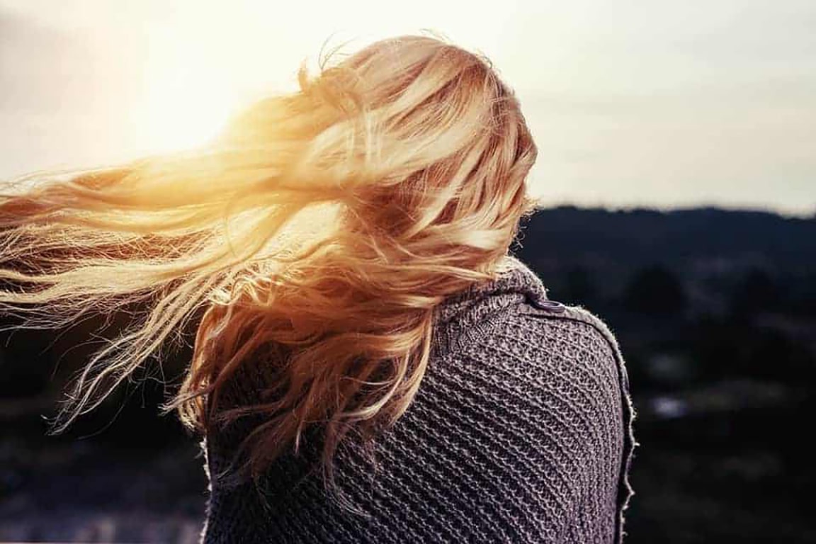 3 façons simples d'éclaircir les cheveux